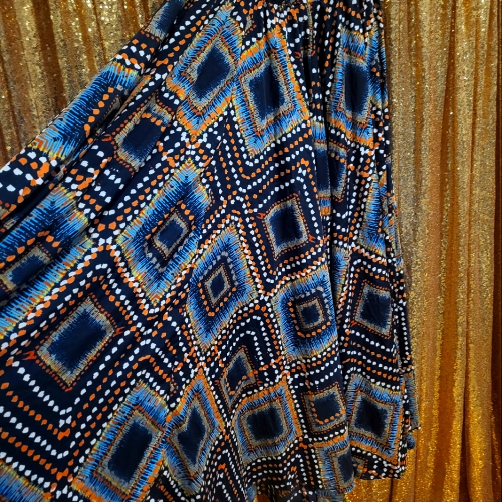 Flows long skirt
